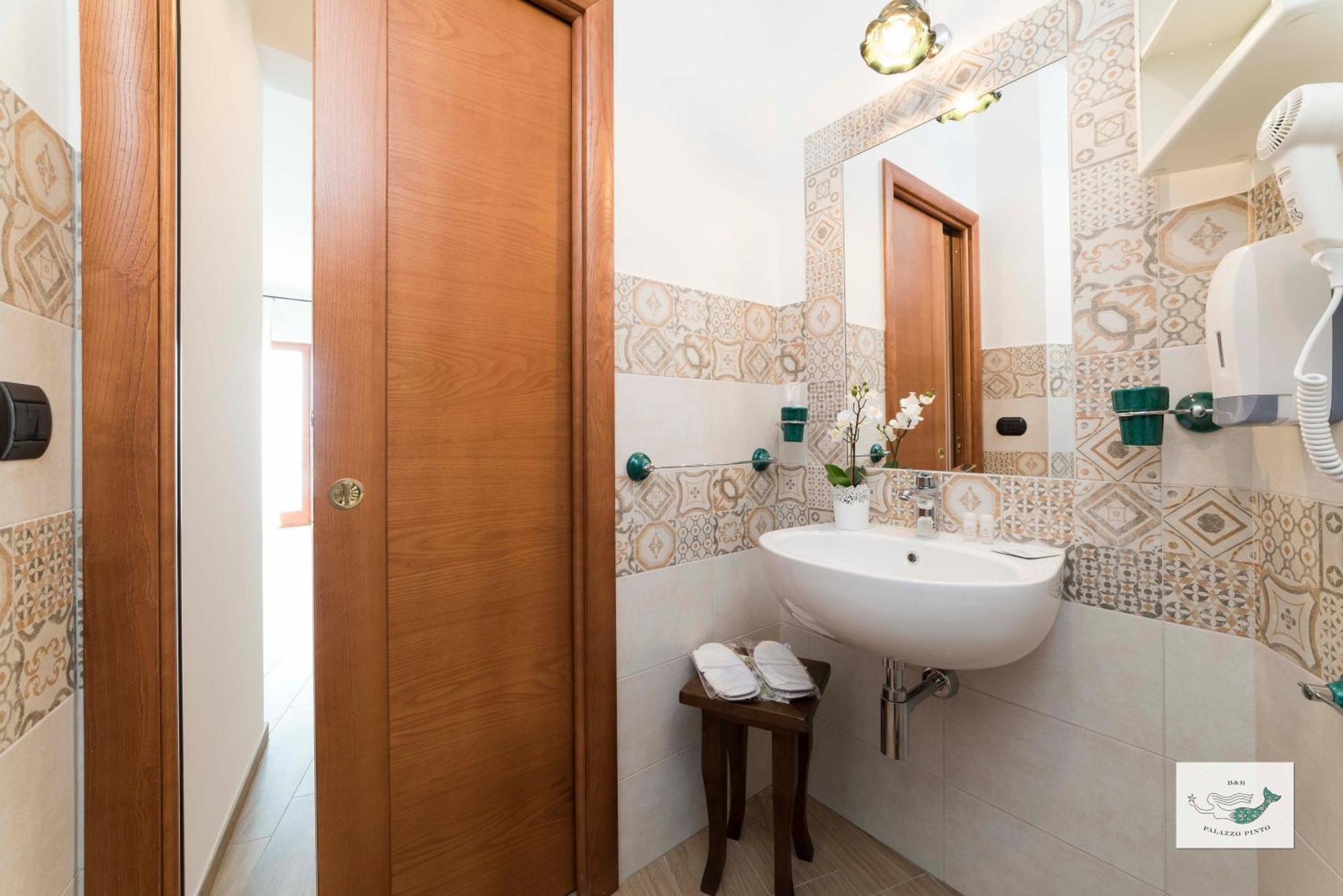 B&B Palazzo Pinto 2 Vietri Eksteriør bilde