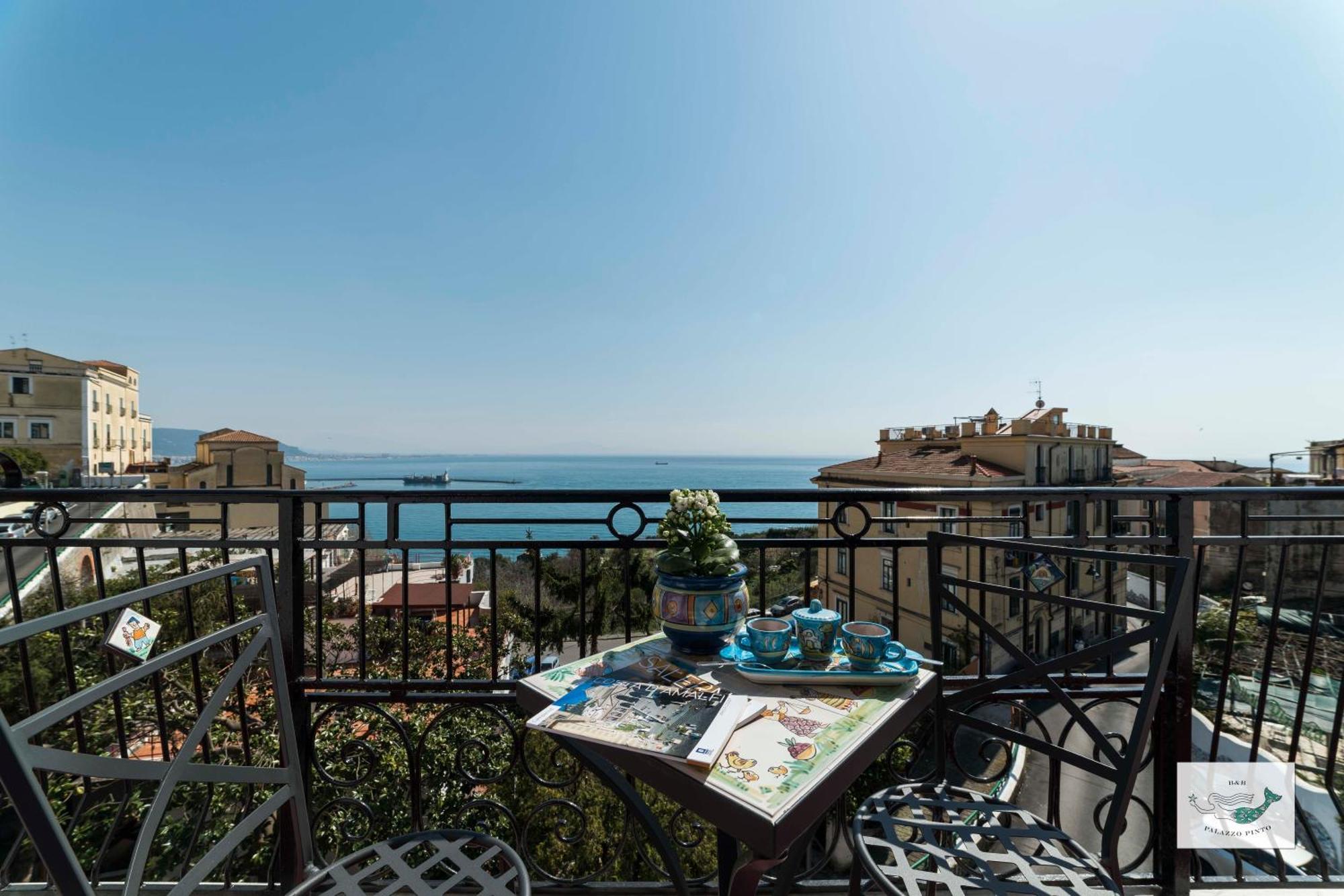 B&B Palazzo Pinto 2 Vietri Eksteriør bilde