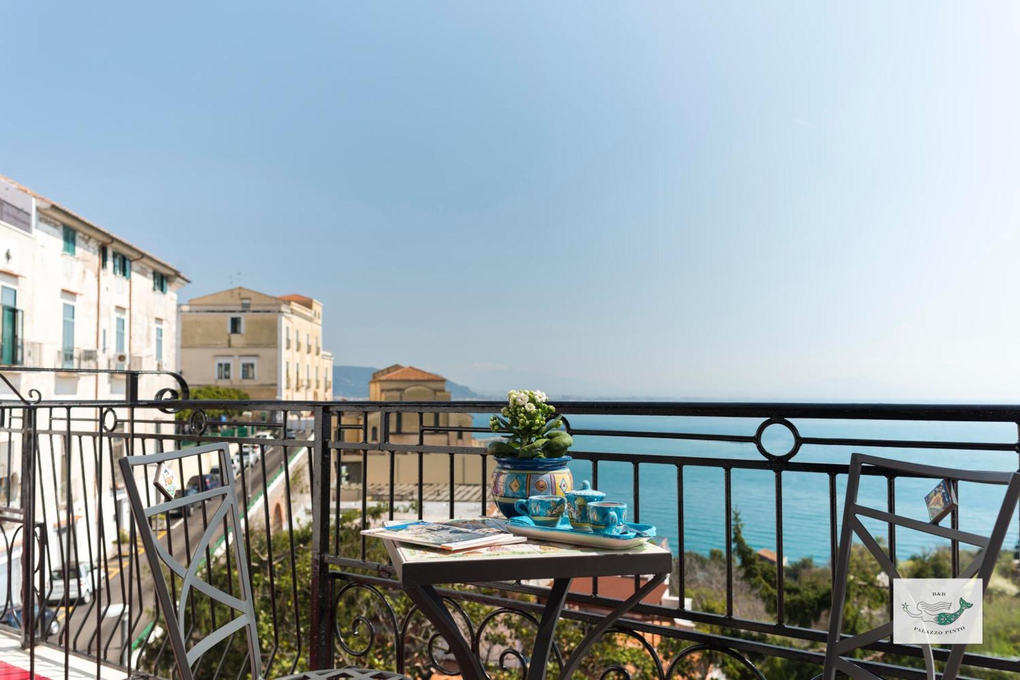 B&B Palazzo Pinto 2 Vietri Eksteriør bilde