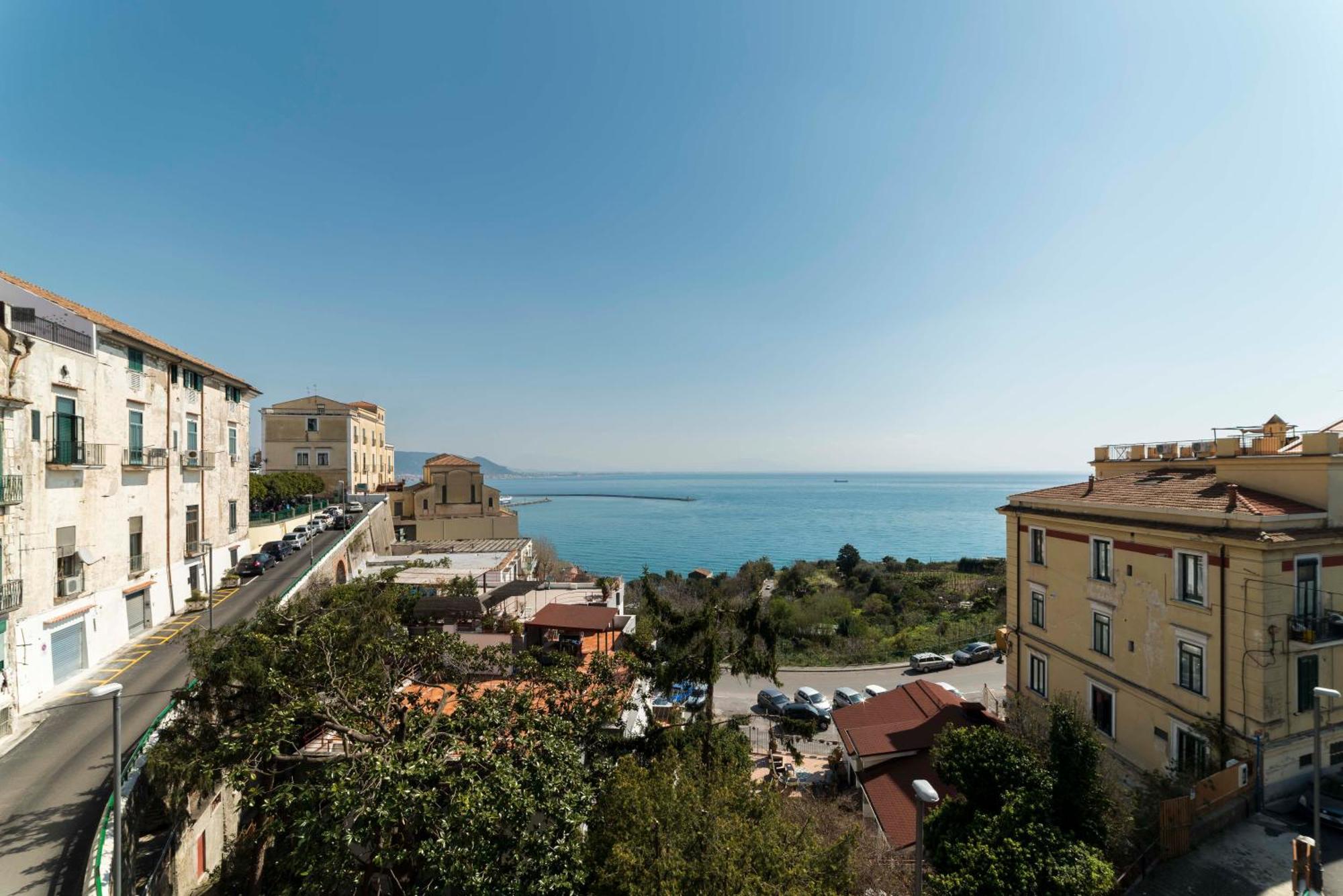B&B Palazzo Pinto 2 Vietri Eksteriør bilde